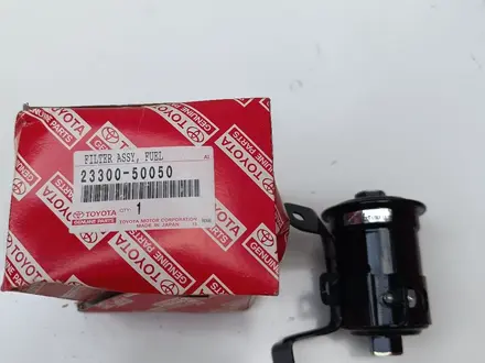 Фильтр топливный Toyota за 5 000 тг. в Алматы – фото 2