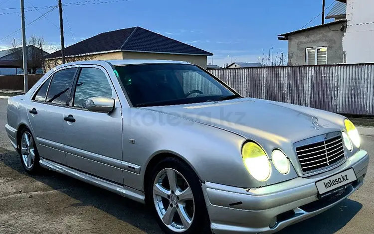 Mercedes-Benz E 280 1996 года за 2 500 000 тг. в Атырау