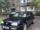 Volkswagen Golf 1995 годаүшін2 000 000 тг. в Караганда – фото 2