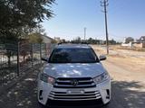 Toyota Highlander 2019 года за 15 500 000 тг. в Актау – фото 5