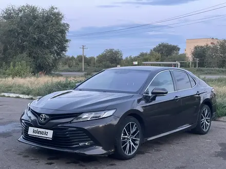 Toyota Camry 2019 года за 12 900 000 тг. в Уральск