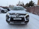 Mitsubishi Montero Sport 2025 годаfor22 200 000 тг. в Астана – фото 2