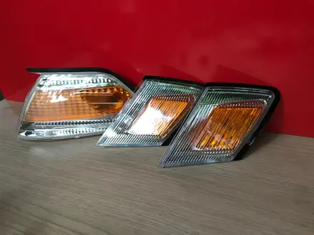 Поворотник Toyota Marк 2 (90 кузов) габарит за 4 000 тг. в Алматы – фото 4