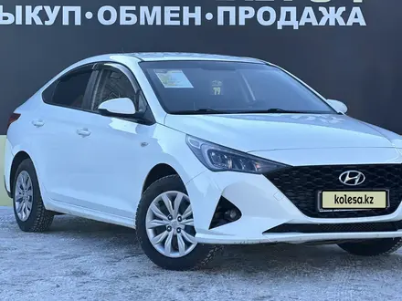 Hyundai Accent 2020 года за 8 300 000 тг. в Актобе – фото 4