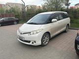 Toyota Previa 2011 года за 10 300 000 тг. в Актобе