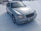 Mercedes-Benz C 230 2005 года за 4 200 000 тг. в Караганда – фото 2