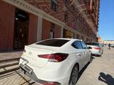 Hyundai Elantra 2018 года за 4 800 000 тг. в Актау – фото 5