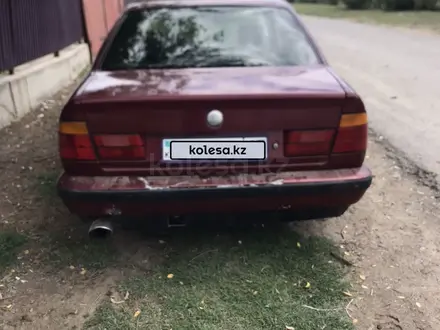 BMW 520 1992 года за 1 100 000 тг. в Шымкент – фото 4