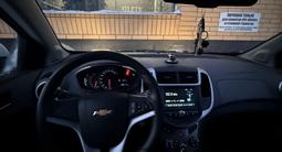 Chevrolet Aveo 2018 года за 4 200 000 тг. в Караганда – фото 2