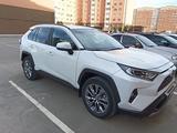 Toyota RAV4 2021 годаүшін15 900 000 тг. в Актобе