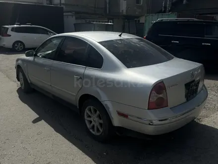 Volkswagen Passat 2003 года за 1 900 000 тг. в Костанай – фото 4