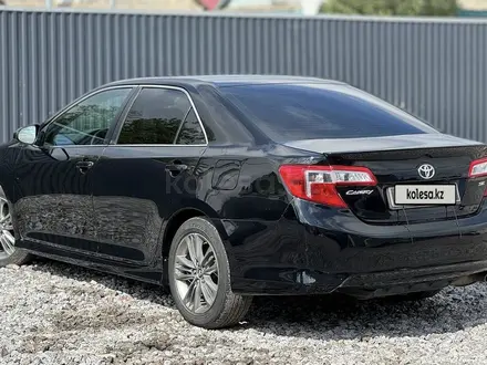 Toyota Camry 2012 года за 7 200 000 тг. в Актобе