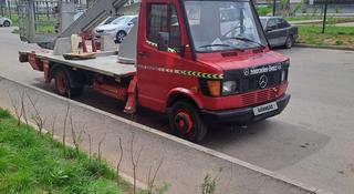Mercedes-Benz 1991 года за 16 500 000 тг. в Астана