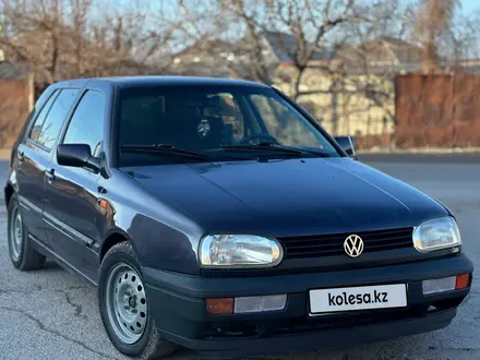 Volkswagen Golf 1995 года за 1 200 000 тг. в Тараз