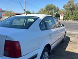 Volkswagen Passat 1999 года за 1 450 000 тг. в Тараз – фото 4