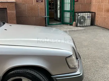 Mercedes-Benz E 320 1995 года за 2 650 000 тг. в Алматы – фото 9