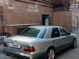 Mercedes-Benz E 320 1995 года за 2 650 000 тг. в Алматы – фото 4