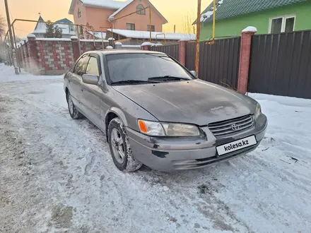 Toyota Camry 1998 года за 2 800 000 тг. в Алматы – фото 3