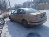 Volkswagen Passat 2001 годаүшін1 800 000 тг. в Атырау – фото 4