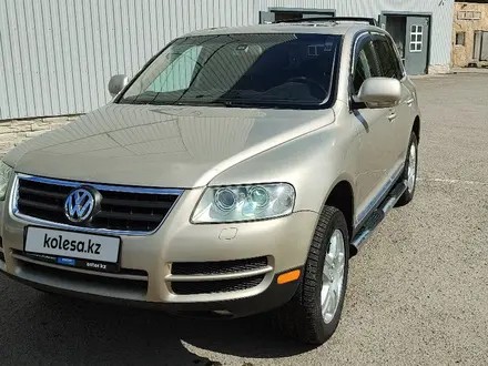 Volkswagen Touareg 2005 года за 3 850 000 тг. в Караганда – фото 10