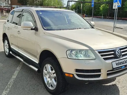 Volkswagen Touareg 2005 года за 3 850 000 тг. в Караганда – фото 11