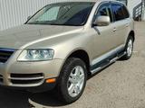 Volkswagen Touareg 2005 годаүшін3 850 000 тг. в Караганда – фото 3