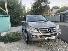 Mercedes-Benz GL 500