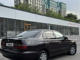 Toyota Carina E