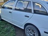 Skoda Fabia 2004 годаүшін1 300 000 тг. в Усть-Каменогорск – фото 3