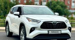 Toyota Highlander 2023 года за 31 000 000 тг. в Астана – фото 3