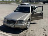 Mercedes-Benz C 220 1994 года за 2 280 000 тг. в Караганда – фото 5