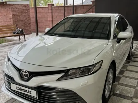 Toyota Camry 2019 года за 15 700 000 тг. в Кызылорда