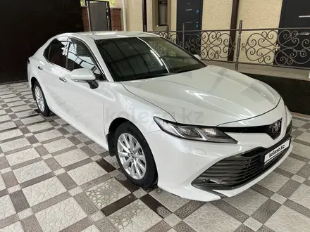 Toyota Camry 2019 года за 15 700 000 тг. в Кызылорда – фото 3