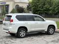 Toyota Land Cruiser Prado 2013 года за 14 350 000 тг. в Актобе – фото 2
