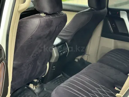 Toyota Land Cruiser Prado 2013 года за 14 350 000 тг. в Актобе – фото 14