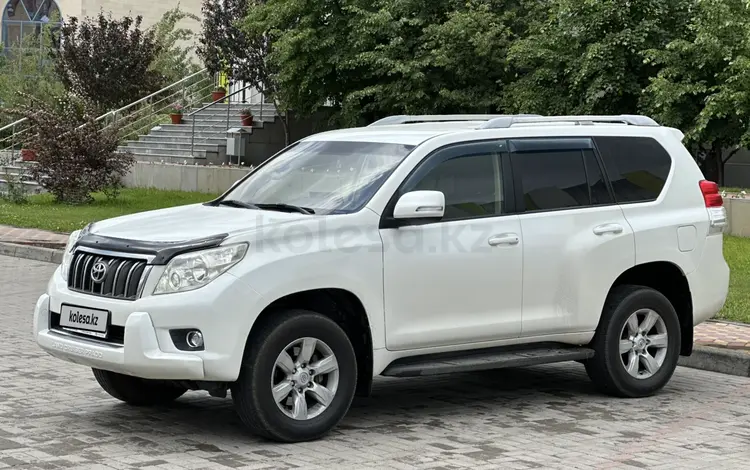 Toyota Land Cruiser Prado 2013 года за 14 350 000 тг. в Актобе