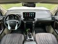 Toyota Land Cruiser Prado 2013 года за 14 350 000 тг. в Актобе – фото 19