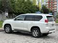 Toyota Land Cruiser Prado 2013 года за 14 350 000 тг. в Актобе – фото 4
