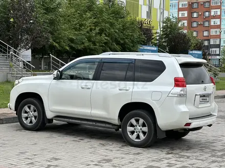 Toyota Land Cruiser Prado 2013 года за 14 350 000 тг. в Актобе – фото 4