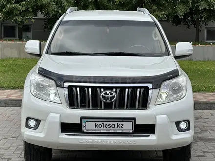 Toyota Land Cruiser Prado 2013 года за 14 350 000 тг. в Актобе – фото 5