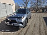 Toyota Highlander 2021 года за 26 000 000 тг. в Алматы – фото 2