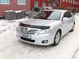 Toyota Camry 2010 года за 7 500 000 тг. в Актобе