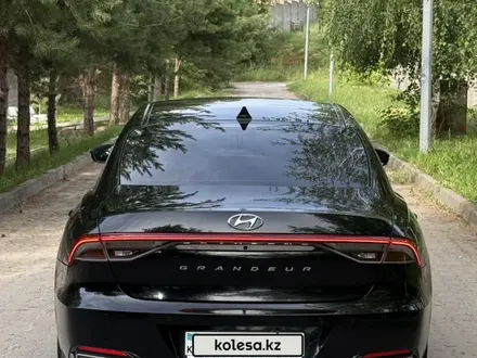 Hyundai Grandeur 2021 года за 14 200 000 тг. в Алматы – фото 6