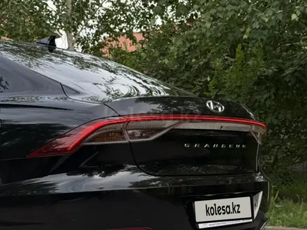 Hyundai Grandeur 2021 года за 14 200 000 тг. в Алматы – фото 8