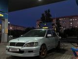 Mitsubishi Lancer 2001 годаүшін2 300 000 тг. в Караганда