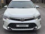 Toyota Camry 2017 года за 12 300 000 тг. в Шымкент