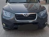 Hyundai Santa Fe 2012 годаүшін8 700 000 тг. в Актау