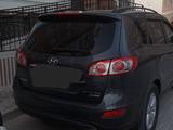 Hyundai Santa Fe 2012 годаүшін8 700 000 тг. в Актау – фото 3