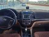 Hyundai Santa Fe 2012 годаүшін8 500 000 тг. в Актау – фото 4