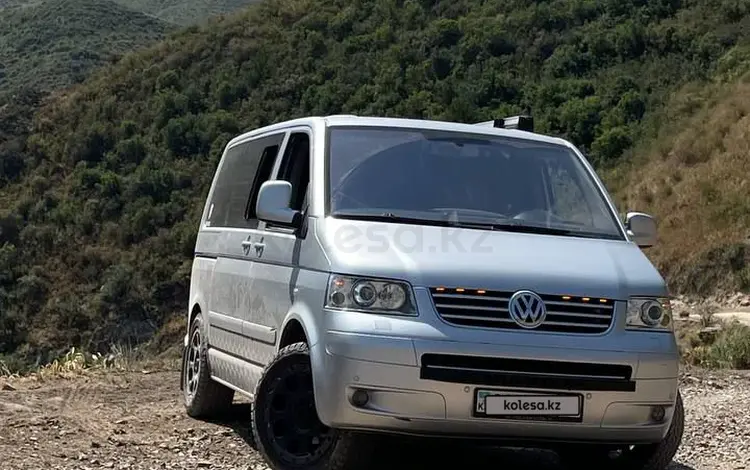 Volkswagen Multivan 2006 года за 11 500 000 тг. в Алматы
